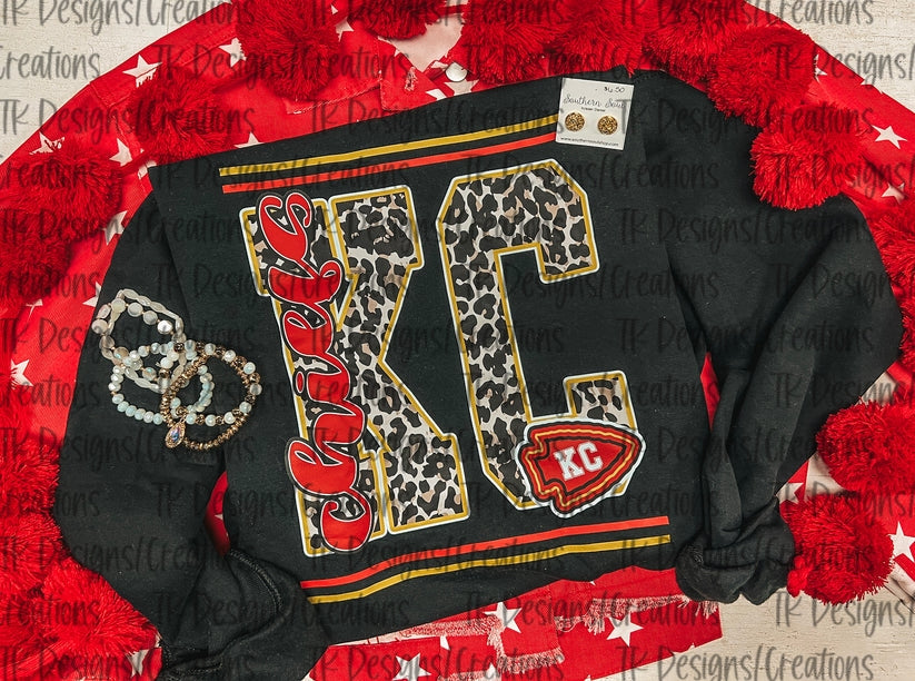 KC Leopard Crewneck