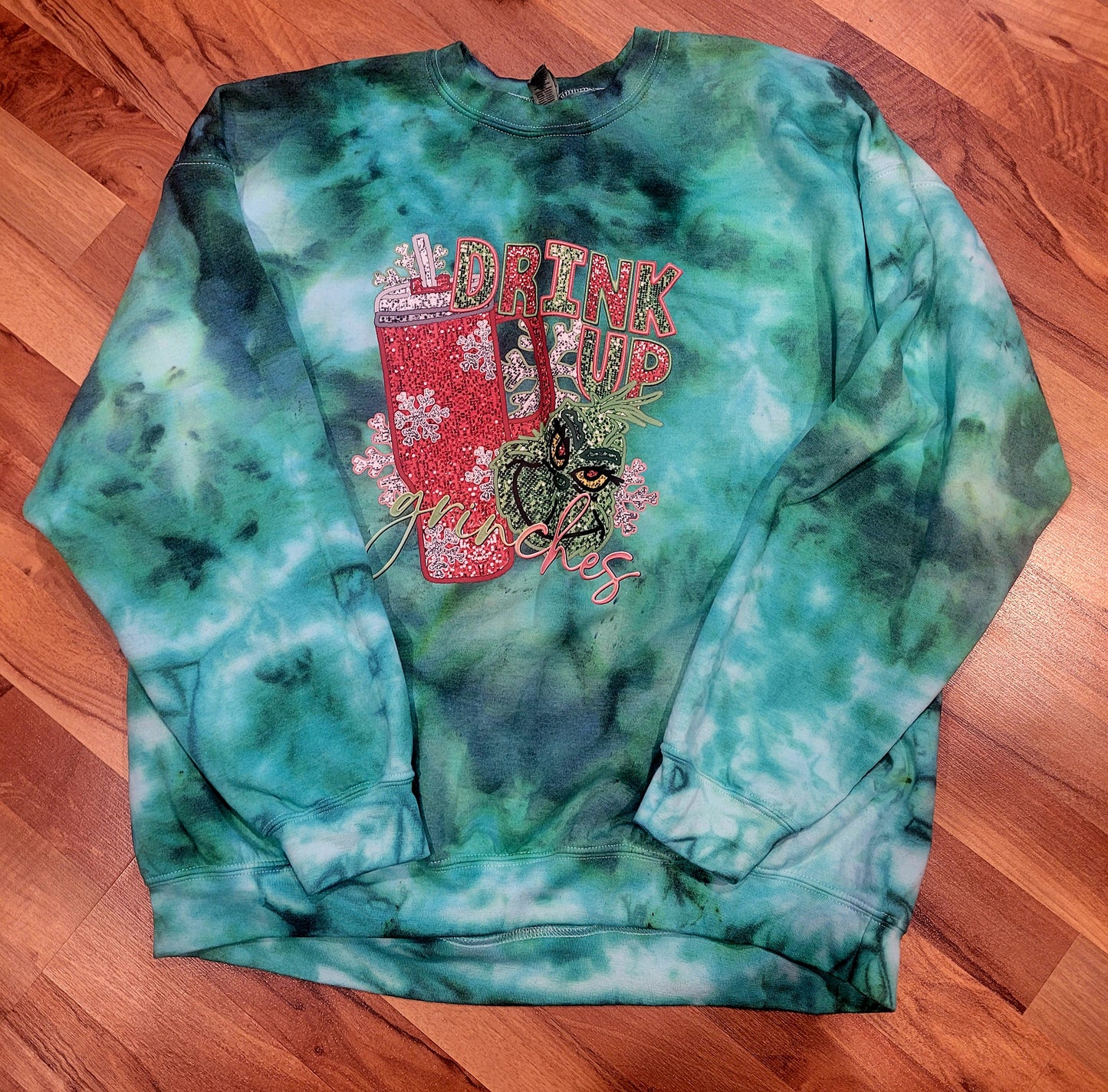 Drink Up Grinches Emerald Ice Dye